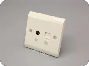 TV Dan Soket Telefon