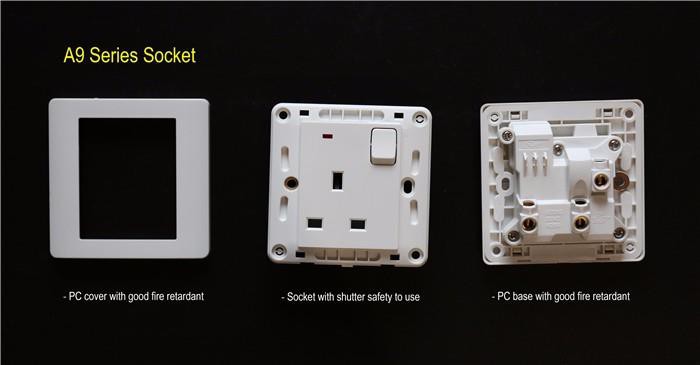 UK 3 Pin Socket